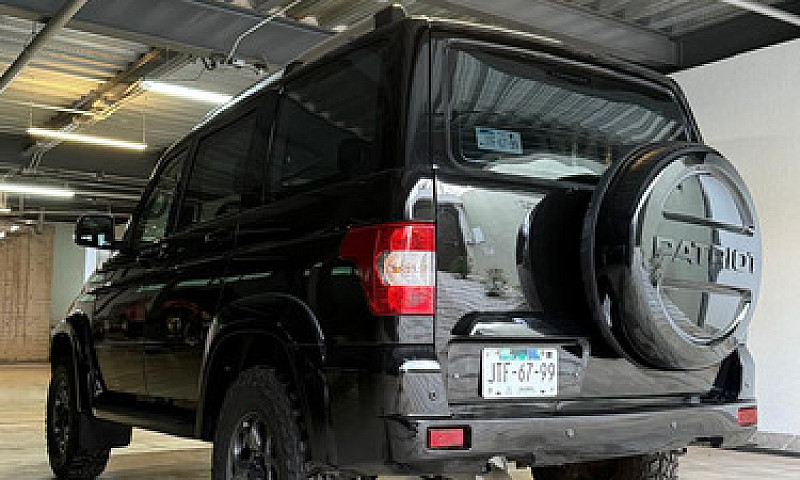 Uaz Patriot 4X4...