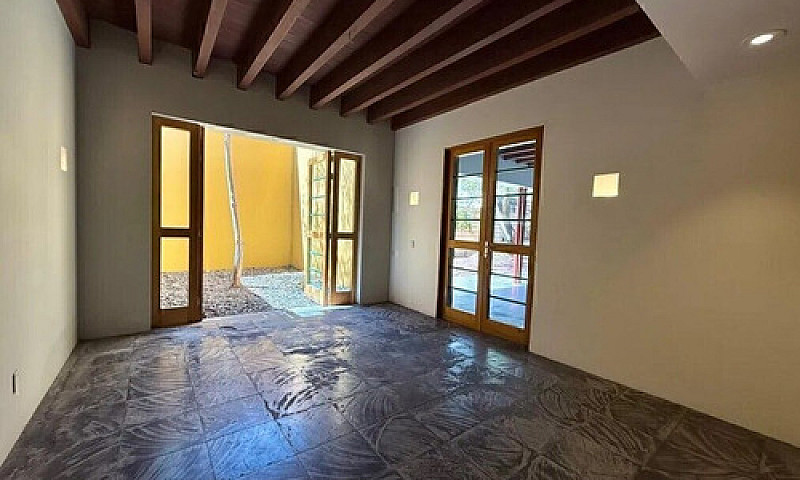Amplia Residencia En...