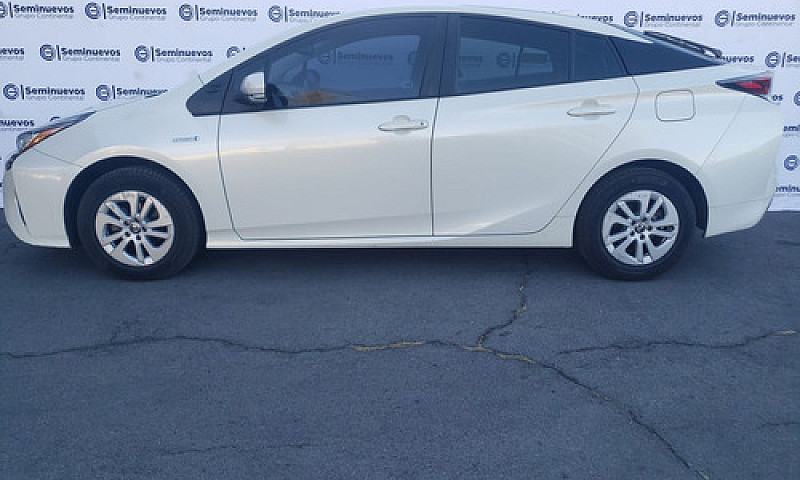 Toyota Prius 2018...