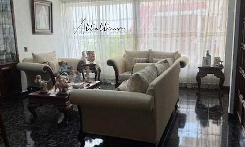 Casa En Venta En Cal...