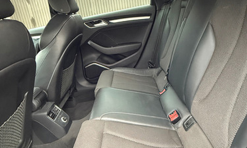 Audi A3 2.0 Sedán L ...