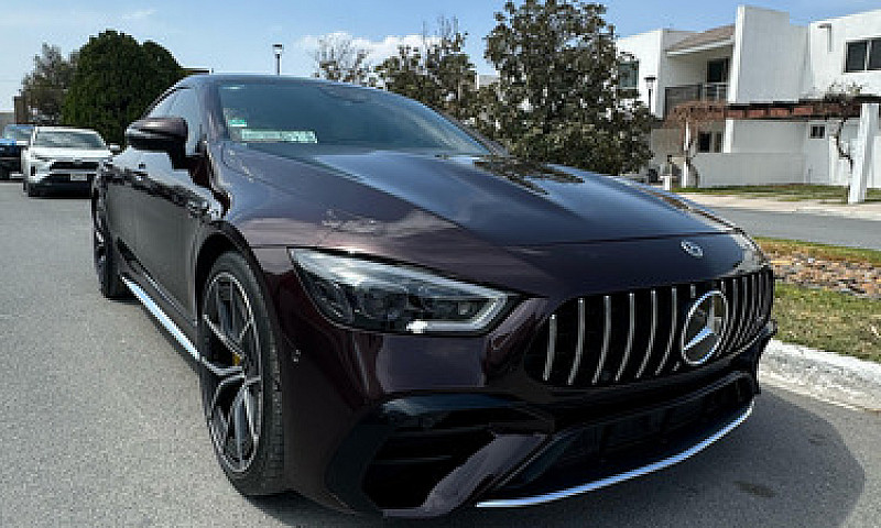 Mercedes-Benz Amg Gt...