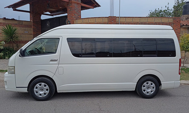 Toyota Hiace 2.7 Bus...