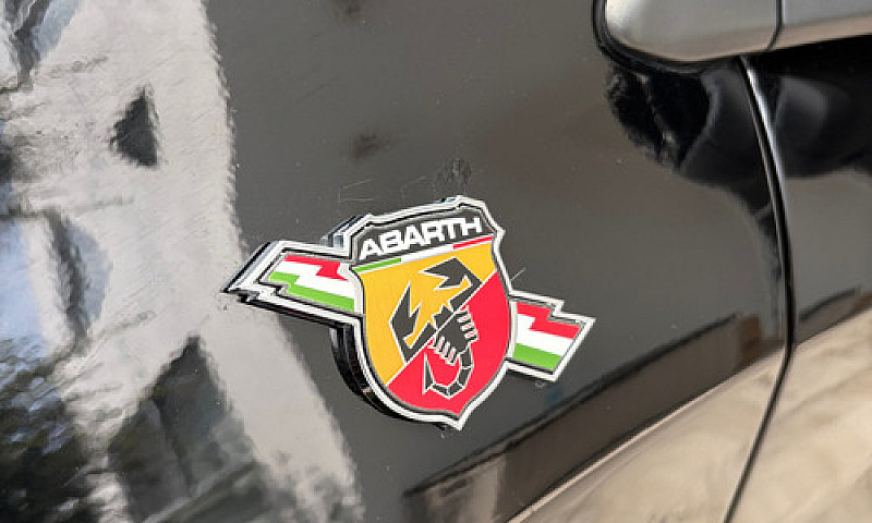Fiat Pulse Abarth 1....