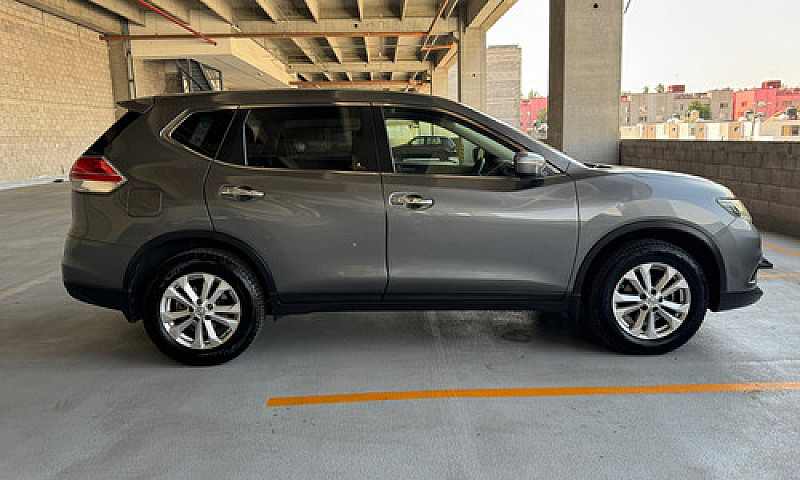 Nissan X-Trail 2.5 S...