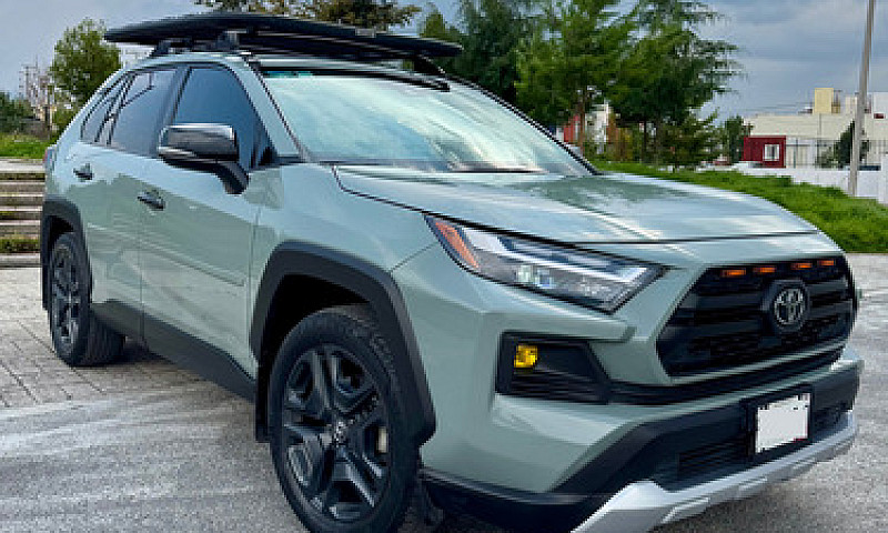 Toyota Rav4 2.5 Adve...