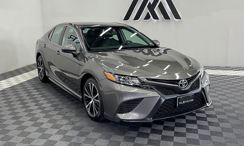 Toyota Camry 2019...