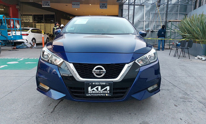 Nissan Versa 2020...
