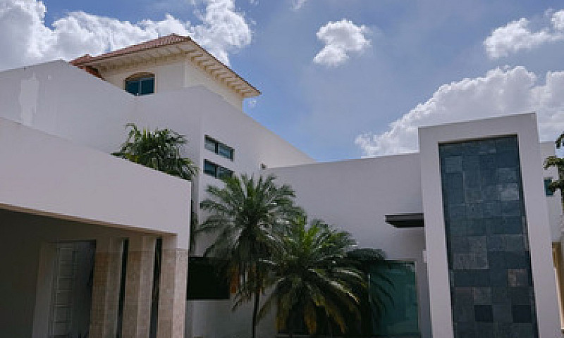 Casa Sobre Avenida M...