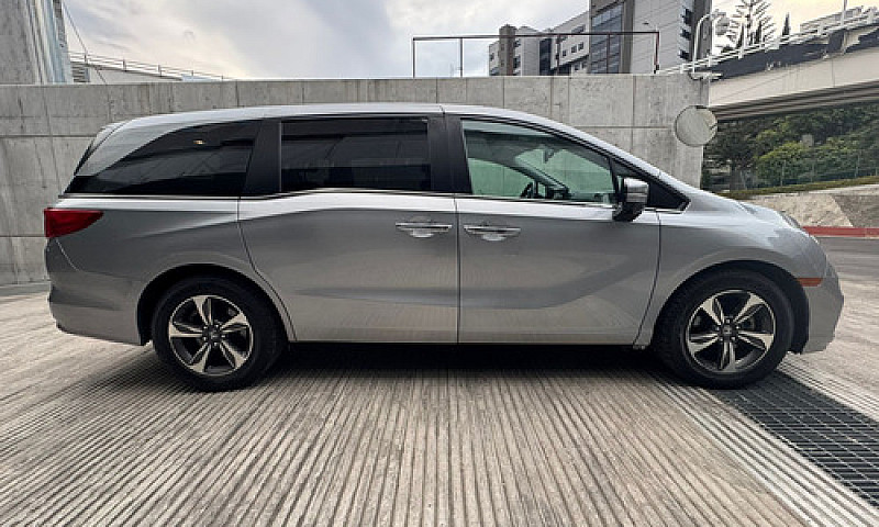 Honda Odyssey 2018...