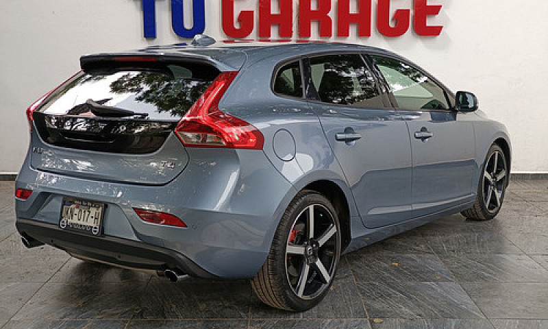 Volvo V40 Sport Turb...