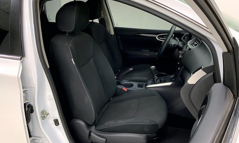 Nissan Sentra 2019...