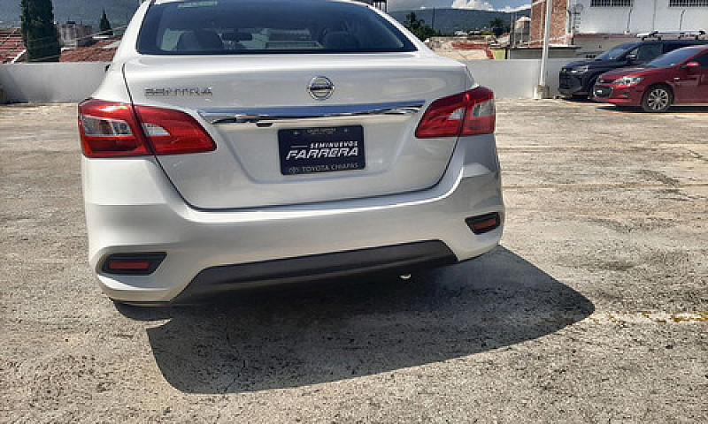 Nissan Sentra 2019 1...