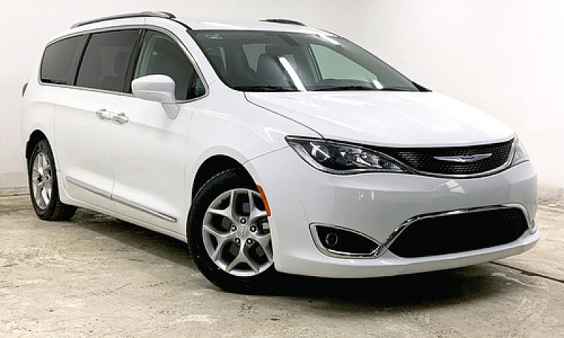Chrysler Pacifica 20...