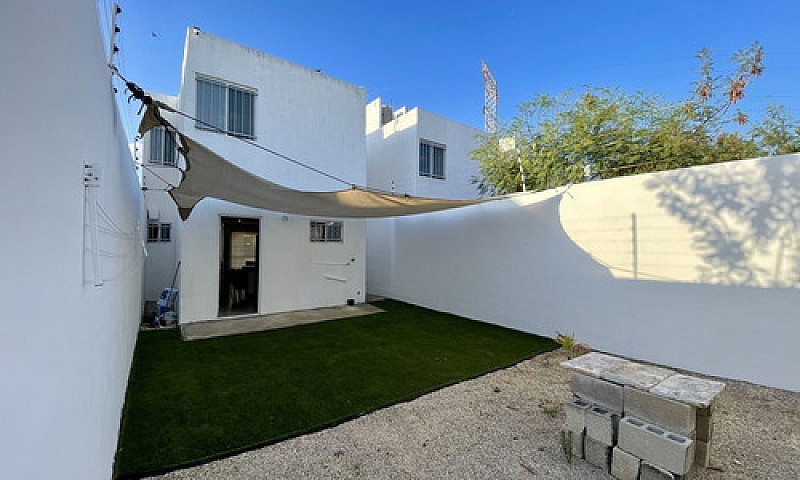 Casa En Zona Ponient...