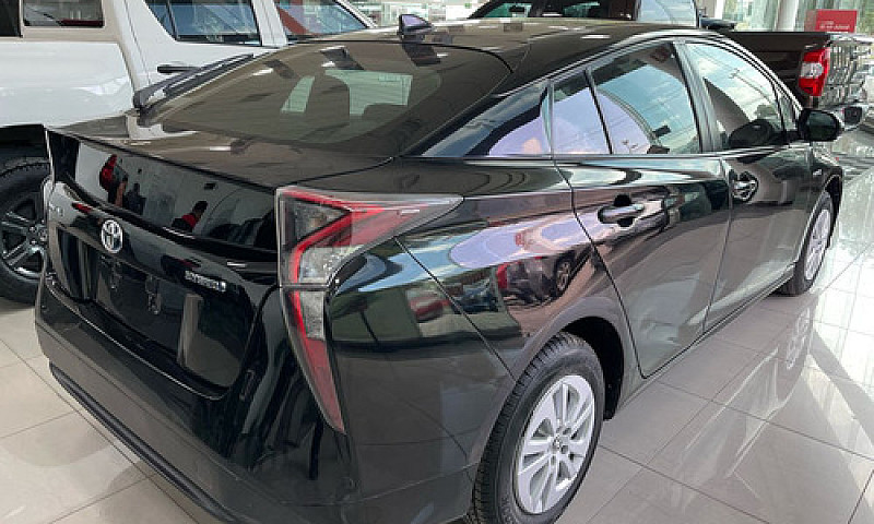 Toyota Prius 2018...