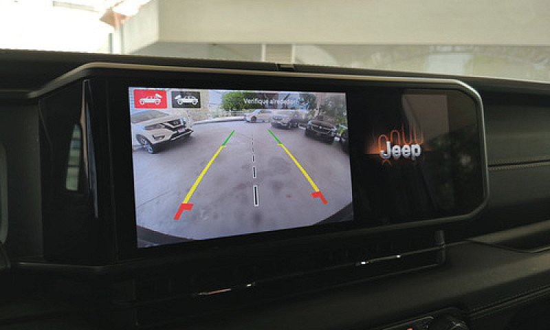 Jeep Wrangler 2024...