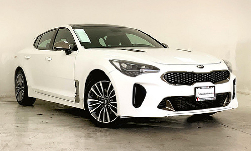 Kia Stinger 2018...