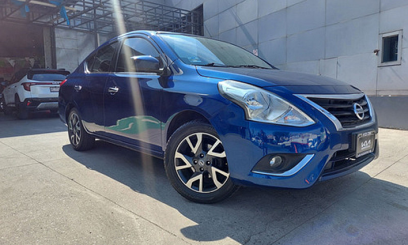 Nissan Versa 2019...