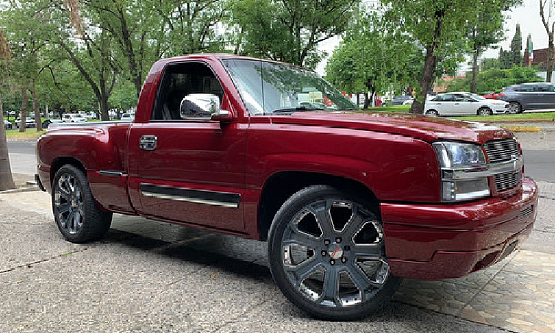 Chevrolet Cheyenne 4...