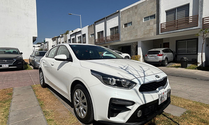 Kia Forte 2.0 Lx Mt...