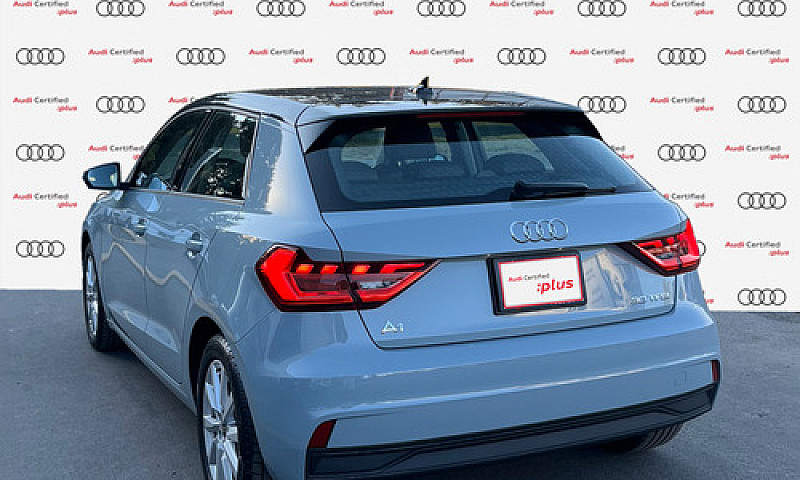 Audi A1 2024...