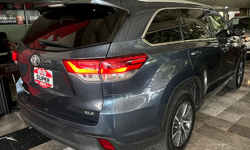 Toyota Highlander 20...