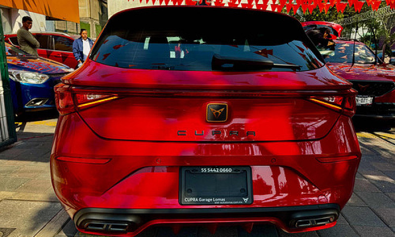 Cupra Leon 245Hp...