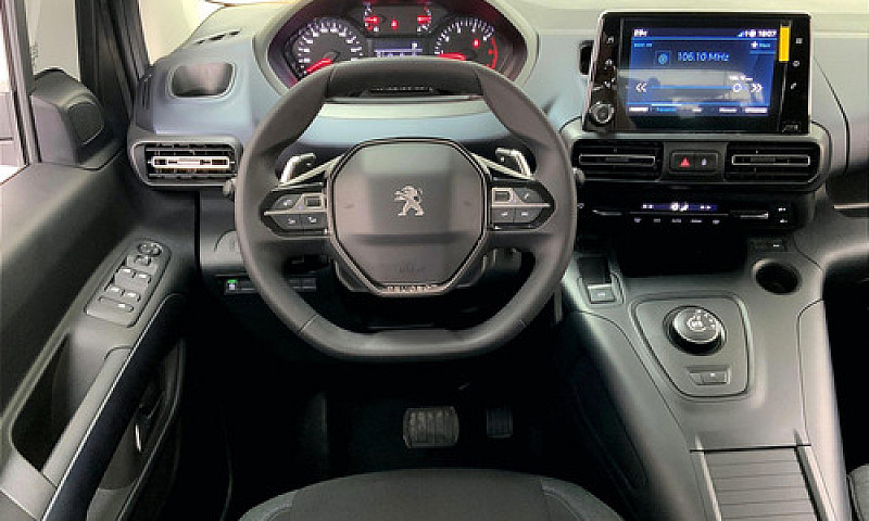 Peugeot Rifter 2023...