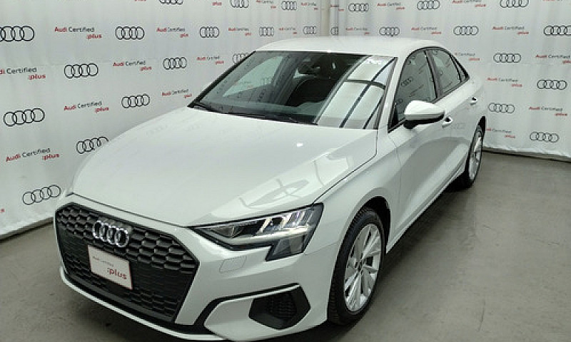 Audi  A3  2024...