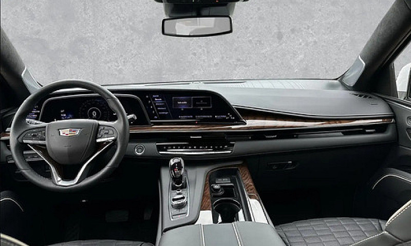 Cadillac Escalade 6....