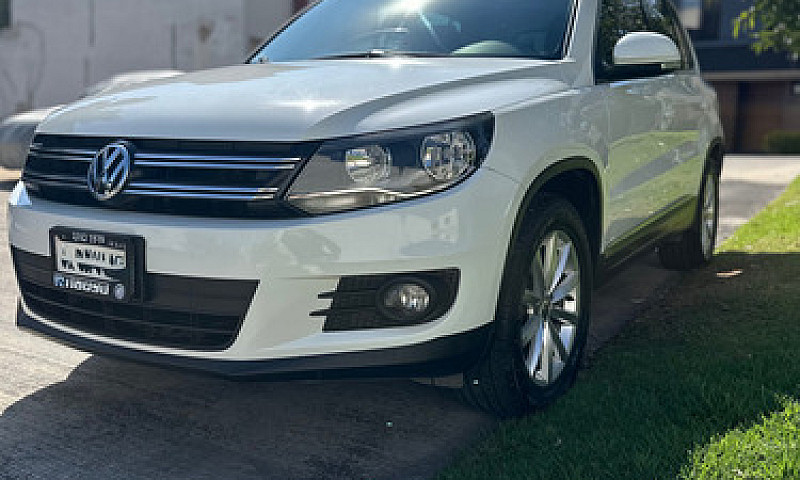 Volkswagen Tiguan 1....