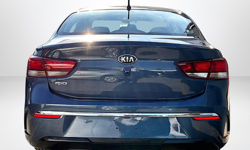 Kia Rio 2021...