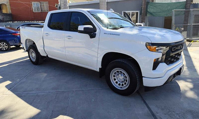 Chevrolet Silverado ...