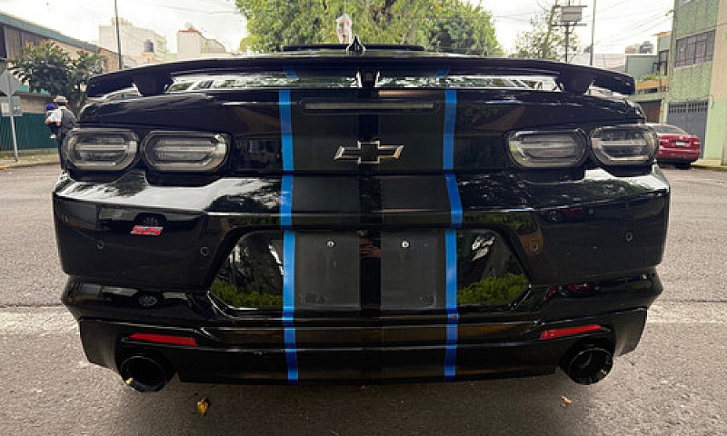 Chevrolet Camaro 6.2...
