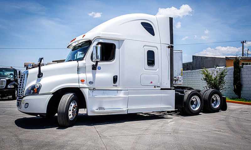 2017 Freightliner Ca...