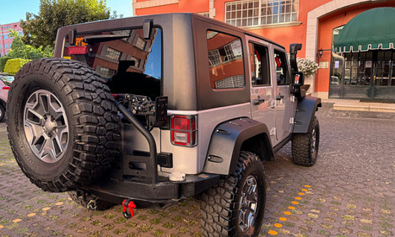 Jeep Wrangler X Rubi...