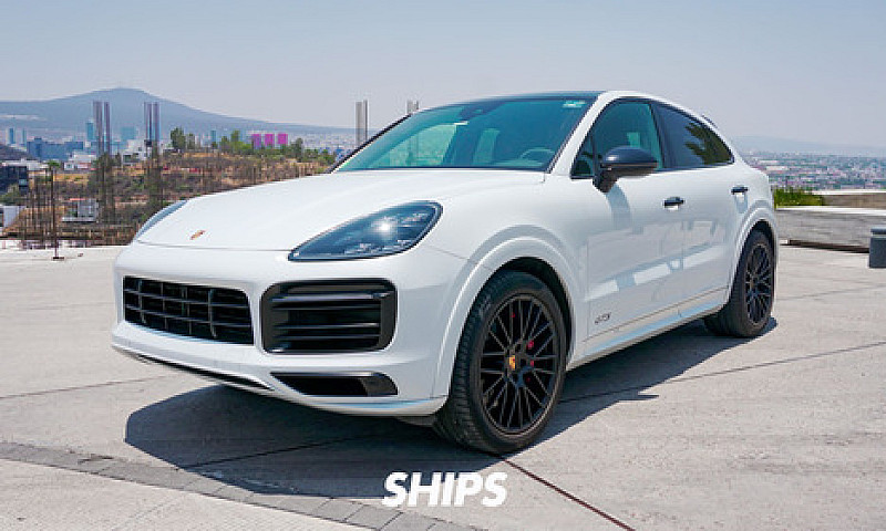 Porsche Cayenne 2022...