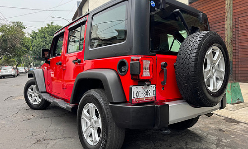 Jeep Wrangler 3.6 Un...