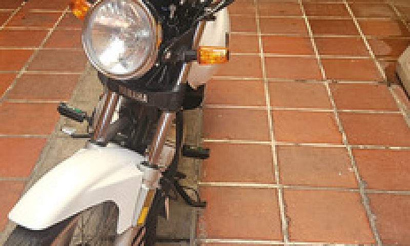 Motocicleta  Yamaha ...