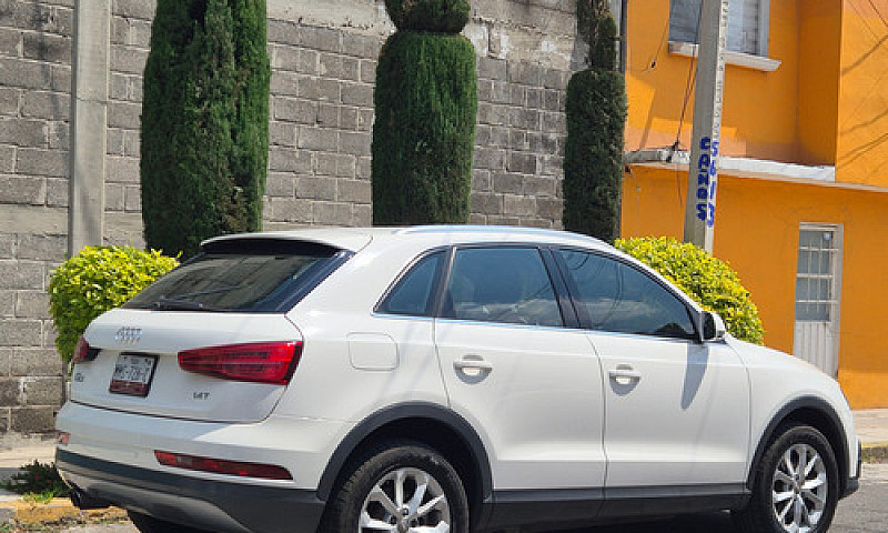 Audi Q3 1.4 Luxury 1...