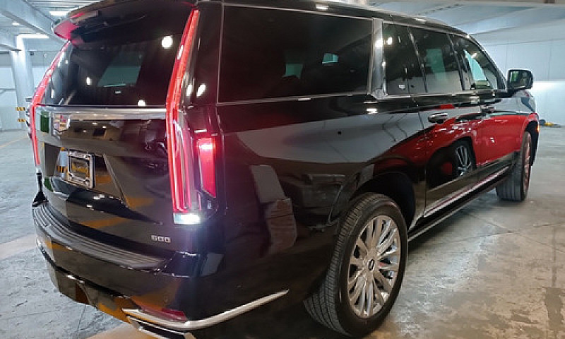 Cadillac Escalade Es...