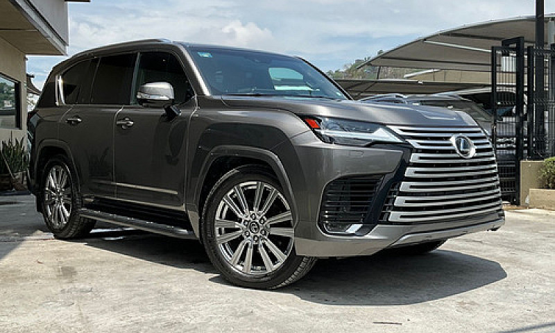 Lexus Lx 2023...