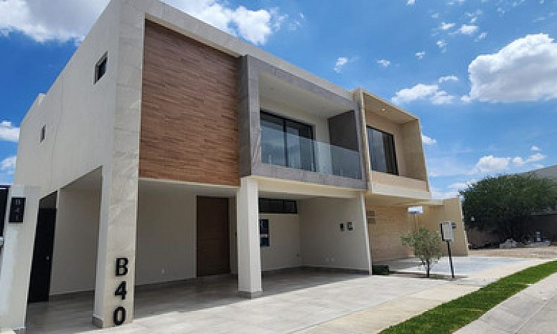 Se Vende Casa En Val...