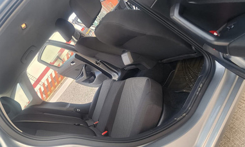 Volkswagen Jetta 1.4...