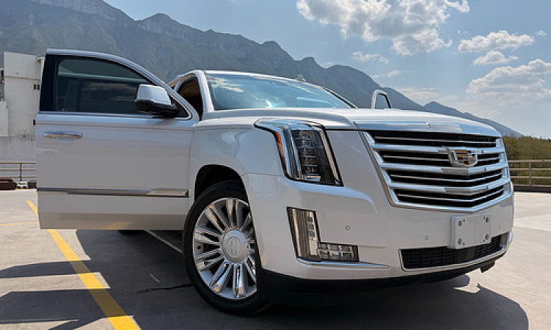Cadillac Escalade Es...