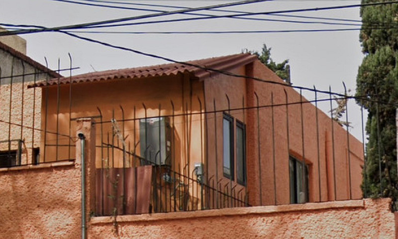 Casa En Venta     Re...