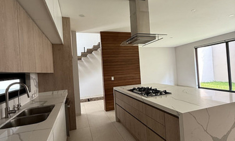 Casa En Venta Altoza...