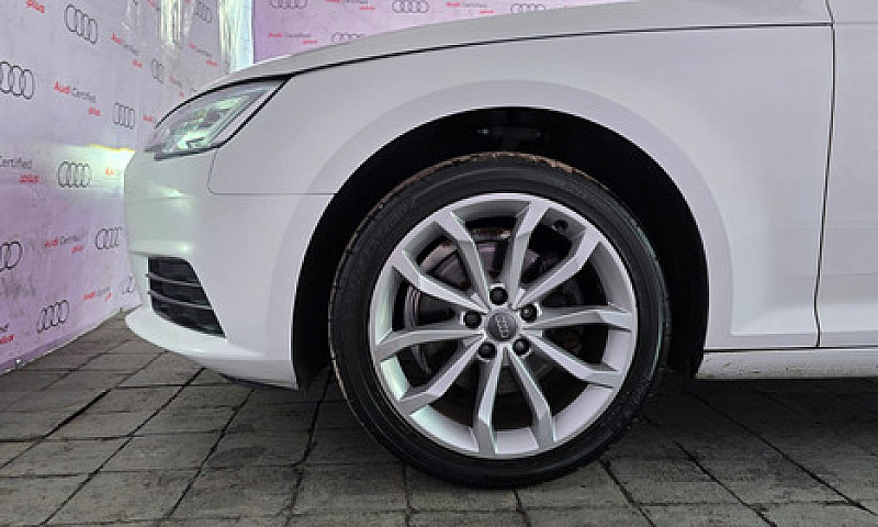 Audi A4 2017...