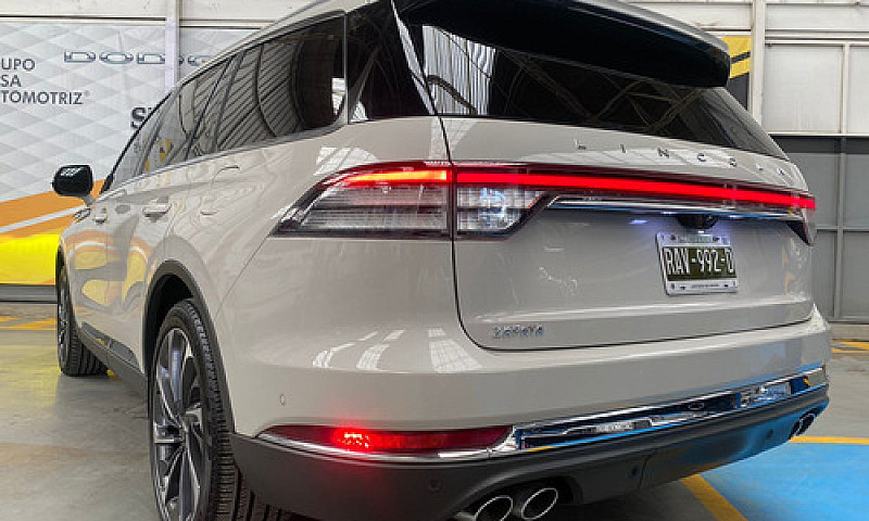 Lincoln Aviator 2020...